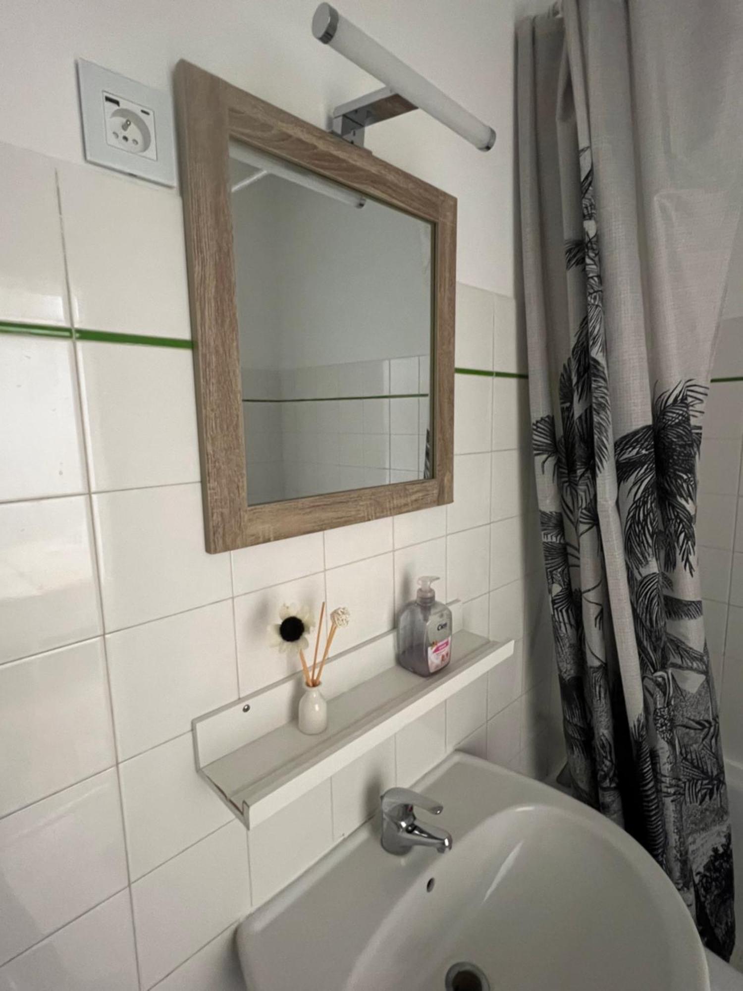 Appartement Lumineux A 2 Pas D'Enghien Montmorency Ngoại thất bức ảnh
